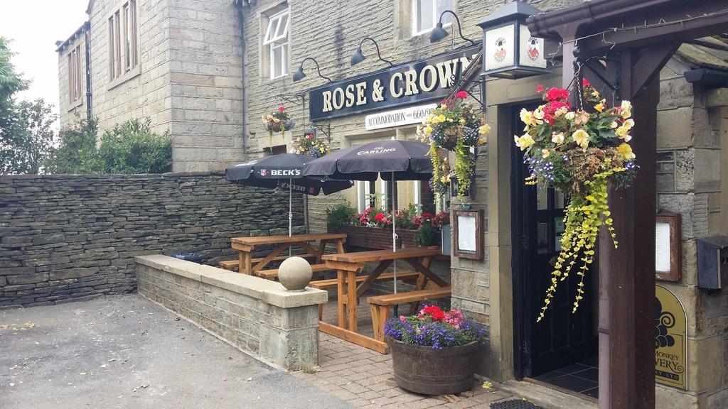 Отель The Rose And Crown Хаддерсфилд Экстерьер фото